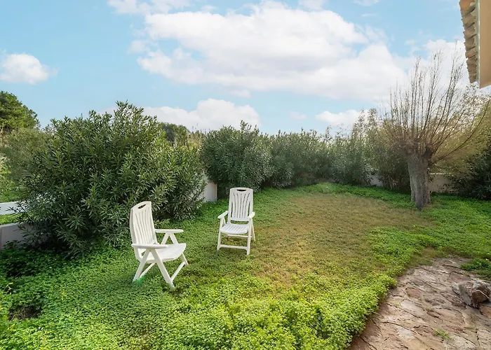 Acquamarina, Indipendente Con Giardino Privato In Zona Residenziale A Pochi Passi Dalla Le Saline Casa vacanze Calasetta